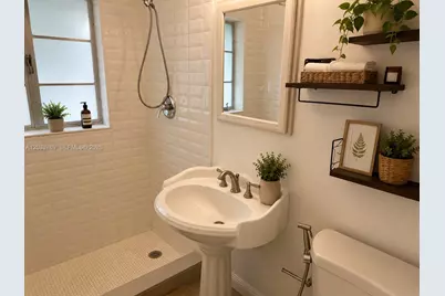 1722 Wiley St #1722, Hollywood, FL 33020 - Photo 8