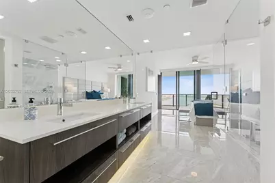 3131 NE 7th Ave #4204, Miami, FL 33137 - Photo 30