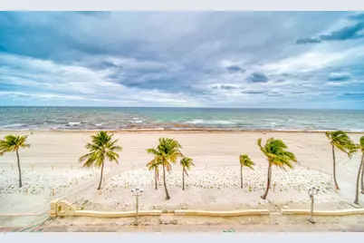 300 Oregon St #507, Hollywood, FL 33019 - Photo 24