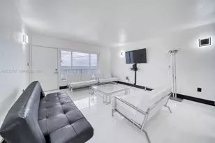 300 Oregon St, Hollywood, FL 33019 - Photo 14