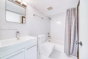 300 Oregon St, Hollywood, FL 33019 - Photo 12