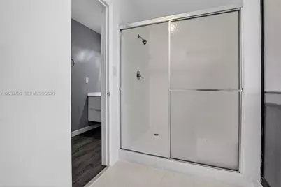 9703 N New River Canal Rd #103, Plantation, FL 33324 - Photo 24