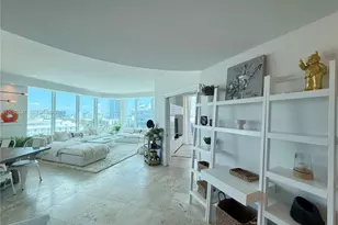 300 South Pointe Dr, Miami Beach, FL 33139 - Photo 4