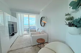 300 South Pointe Dr, Miami Beach, FL 33139 - Photo 6
