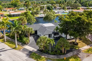 2856 NW 10th Ave, Wilton Manors, FL 33311 - Photo 10