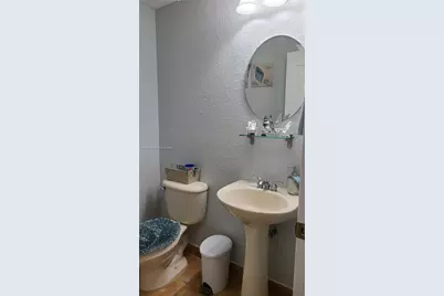886 SW 149th Ct #886, Miami, FL 33194 - Photo 4