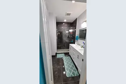 886 SW 149th Ct #886, Miami, FL 33194 - Photo 10
