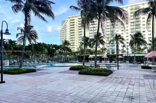 19380 Collins Ave, Sunny Isles Beach, FL 33160 - Photo 22