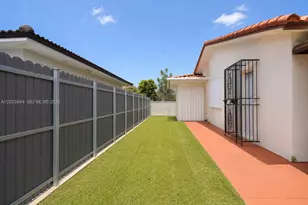 1330 SW 126th Pl, Miami, FL 33184 - Photo 12