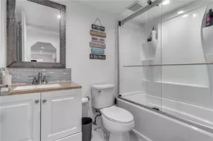 979 NW 126th Path, Miami, FL 33182 - Photo 12