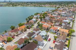979 NW 126th Path, Miami, FL 33182 - Photo 32
