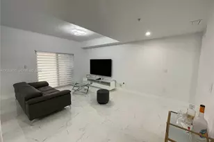 10885 NW 89th Terrace, Doral, FL 33178 - Photo 4