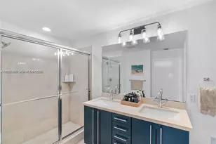 79 SW 12th St, Miami, FL 33130 - Photo 16