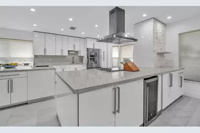 5080 SW 34th Ter, Hollywood, FL 33312 - Photo 10