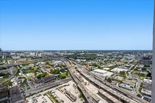 20 NE 11th, Miami, FL 33132 - Photo 8