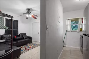 2247 Simms St, Hollywood, FL 33020 - Photo 6