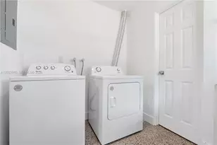 1821 SW 11th Ct, Fort Lauderdale, FL 33312 - Photo 10