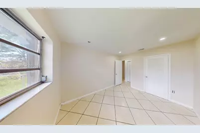 7882 Grand Canal Dr #7882, Miami, FL 33144 - Photo 10