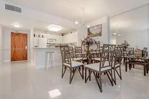 2301 Collins Ave, Miami Beach, FL 33139 - Photo 8