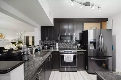 12505 NW 11th Ln #109, Miami, FL 33182 - Photo 1