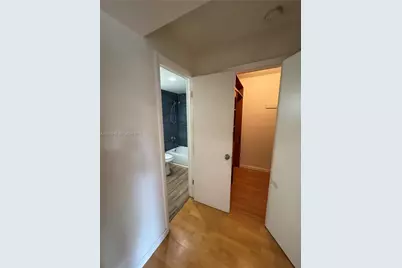 645 NE 121st St #304, North Miami, FL 33161 - Photo 6