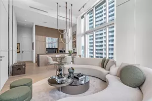 475 Brickell Ave, Miami, FL 33131 - Photo 10