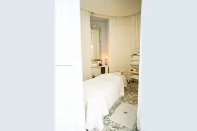 475 Brickell Ave #2215, Miami, FL 33131 - Photo 38