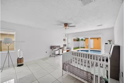685 SW 198th Ter, Pembroke Pines, FL 33029 - Photo 20