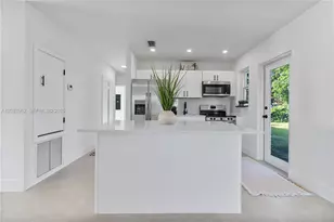 1044 NE 4th Ave, Homestead, FL 33030 - Photo 16