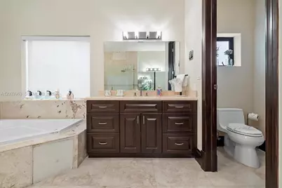 18825 N Bay Rd, Sunny Isles Beach, FL 33160 - Photo 34