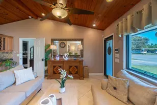 1760 NW 12th Ave, Homestead, FL 33030 - Photo 10