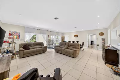8250 SW 118th Ter, Miami, FL 33156 - Photo 22