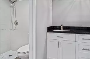 1865 79th Street Causeway, Miami Beach, FL 33141 - Photo 10
