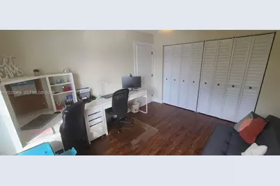 320 SW 99th Ave, Pembroke Pines, FL 33025 - Photo 20
