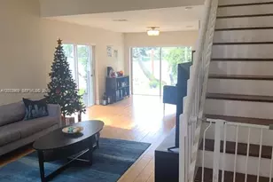320 SW 99th Ave, Pembroke Pines, FL 33025 - Photo 28