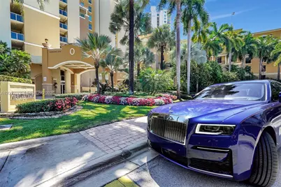 3340 NE 190th St #402, Aventura, FL 33180 - Photo 8