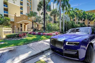 3340 NE 190th St, Aventura, FL 33180 - Photo 8