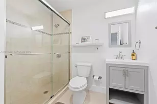 9780 SW 19th St, Miami, FL 33165 - Photo 20