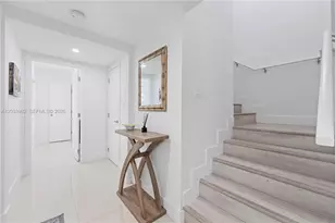 9780 SW 19th St, Miami, FL 33165 - Photo 4