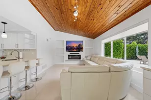9780 SW 19th St, Miami, FL 33165 - Photo 10