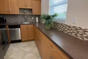 500 Layne Blvd, Hallandale Beach, FL 33009 - Photo 4