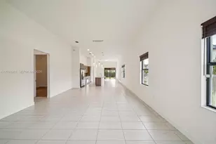 7635 NW 103rd Pl, Doral, FL 33178 - Photo 22