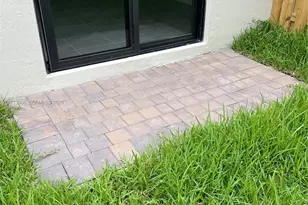 20 NW 15th Ct, Florida City, FL 33034 - Photo 10