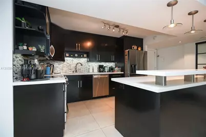 7135 Collins Ave #735, Miami Beach, FL 33141 - Photo 44