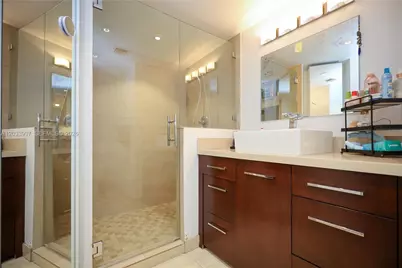 7135 Collins Ave #735, Miami Beach, FL 33141 - Photo 58