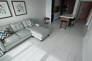 31 SE 5th St, Miami, FL 33131 - Photo 6
