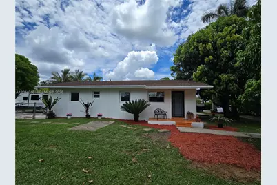 20595 SW 190th St, Miami, FL 33187 - Photo 2