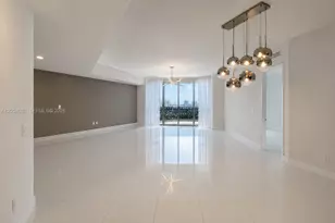 15901 Collins Ave, Sunny Isles Beach, FL 33160 - Photo 4