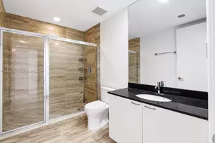15901 Collins Ave, Sunny Isles Beach, FL 33160 - Photo 12