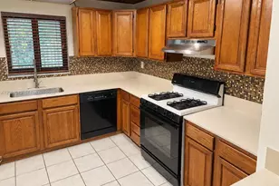 6521 SW 114th Ave, Miami, FL 33173 - Photo 4